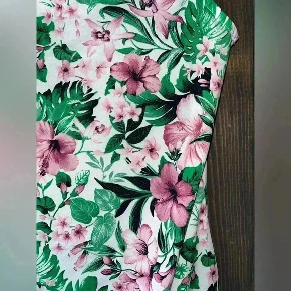Tommy Bahama Tropical Floral Tank Top UPF 50 Quick Dry Active Wear, Golf,  D9 - Picture 5 of 5